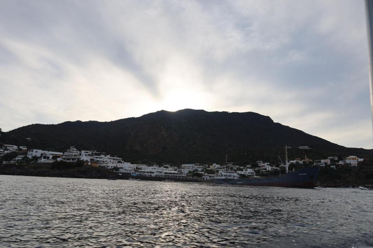 Art B&B Panarea Zewnętrze zdjęcie